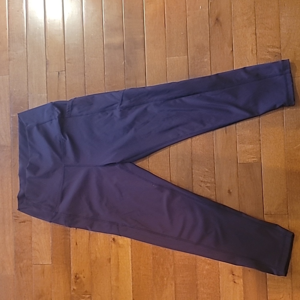 ZYIA plum light and tight